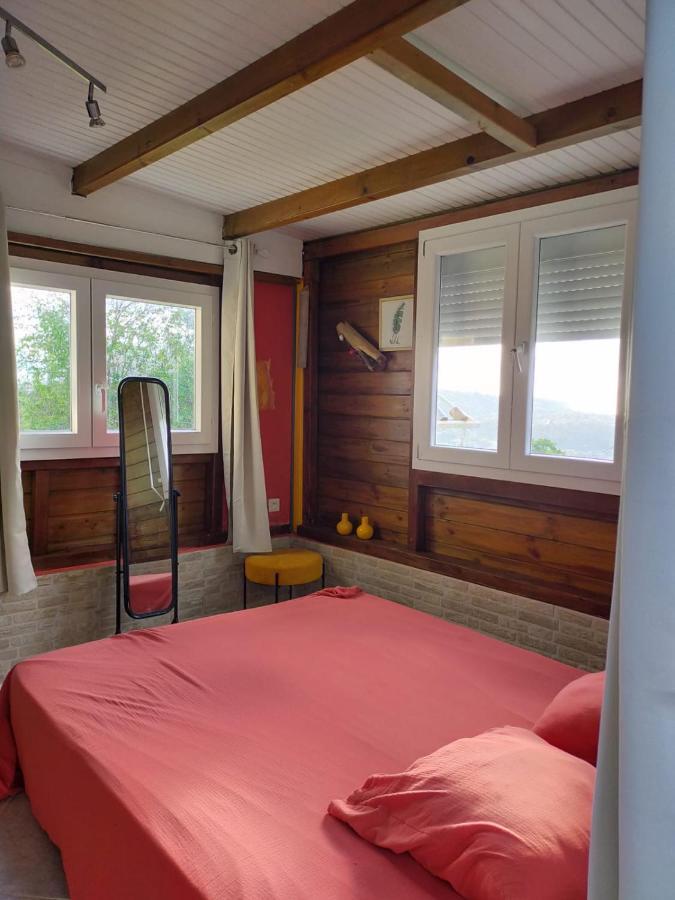 Douceur Des Hauteurs Bas De Villa, Piscine Privee Sainte-Luce Exterior foto